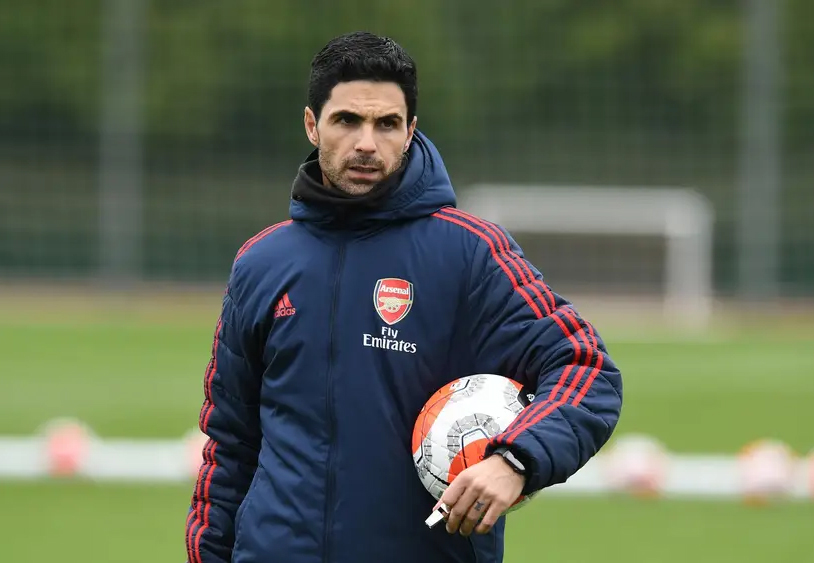 Mikel Arteta là HLV bóng đá đầu tiên nhiễm Covid-19